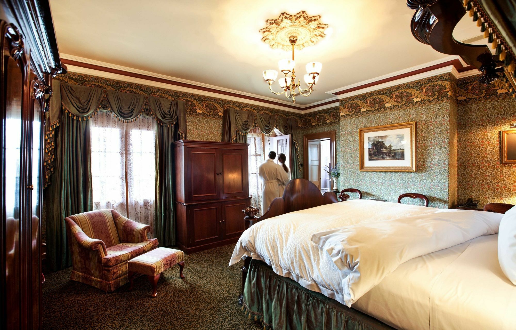 Craig'S Royal Hotel Балларат Экстерьер фото A guest room at the Hotel de Ville